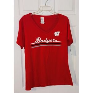 Captivating Wisconsin Badgers V-Neck T-Shirt College Graphic Tee‎ 2XL NWT